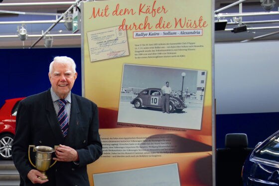 Wolfgang Blumenthal (83) siegte 1955 mit einem Käfer in Ägypten.