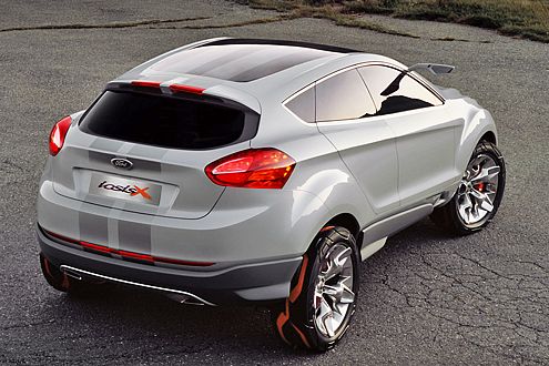 In den "Außenspiegel-Öhrchen" stecken kleine Lampenspots.