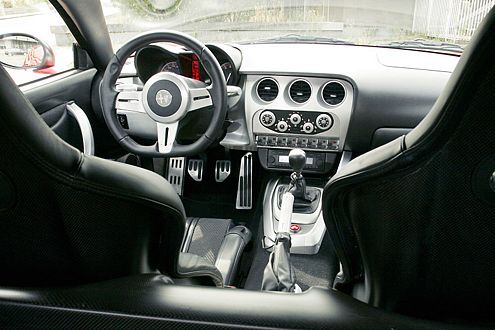 Daran gibt es nichts zu verbessern: Alfa 8C Competizione von innen.