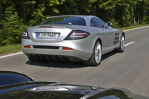 Hightech in Action: Der SLR McLaren geht in 3,8 Sekunden auf 100 km/h.