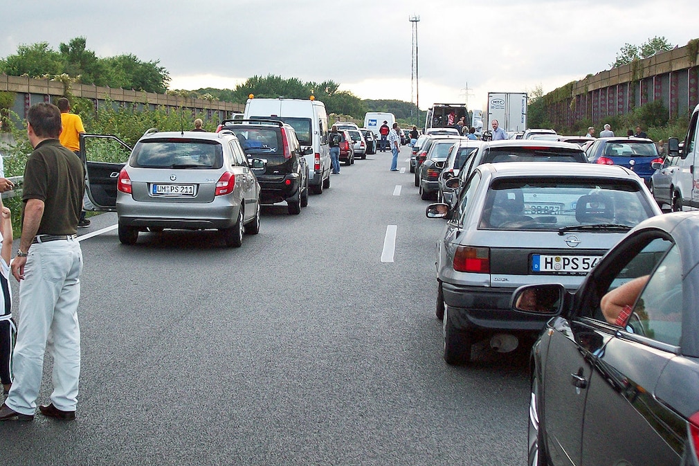 Vollsperrung auf der A2 Sonntag 19. Juli 2009