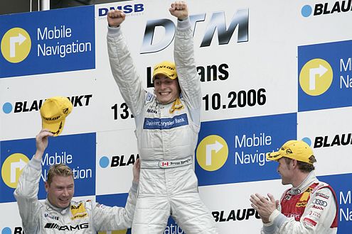 Dritter Saisonsieg für den Kanadier Bruno Spengler. Zweiter wurde Mika Häkkinen (li.) vor Tom Kristensen (re.).