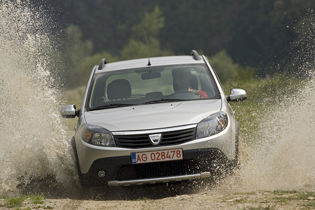 Dacia Sandero Stepway 1.6 MPI Dacia Sandero Stepway 1.6 MPI