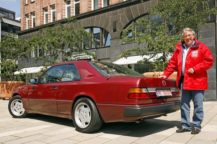 Mercedes-Benz 300 CE-24