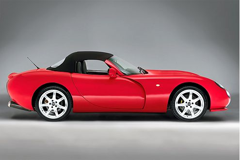 Seit 1947 baut TVR in Blackpool Sportwagen wie den 380 PS starken Tuscon Convertible.