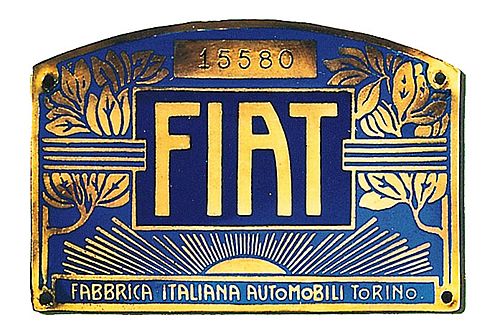 Das älteste Fiat-Logo von 1901: aufwendig in Blau und Gold gestaltet.