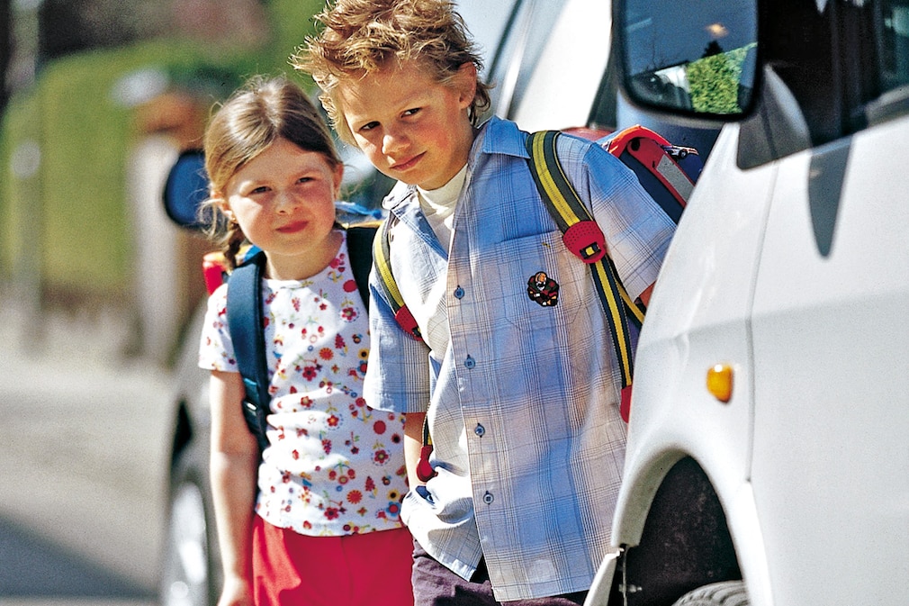Abc-Schützen Aufmerksame Kinder