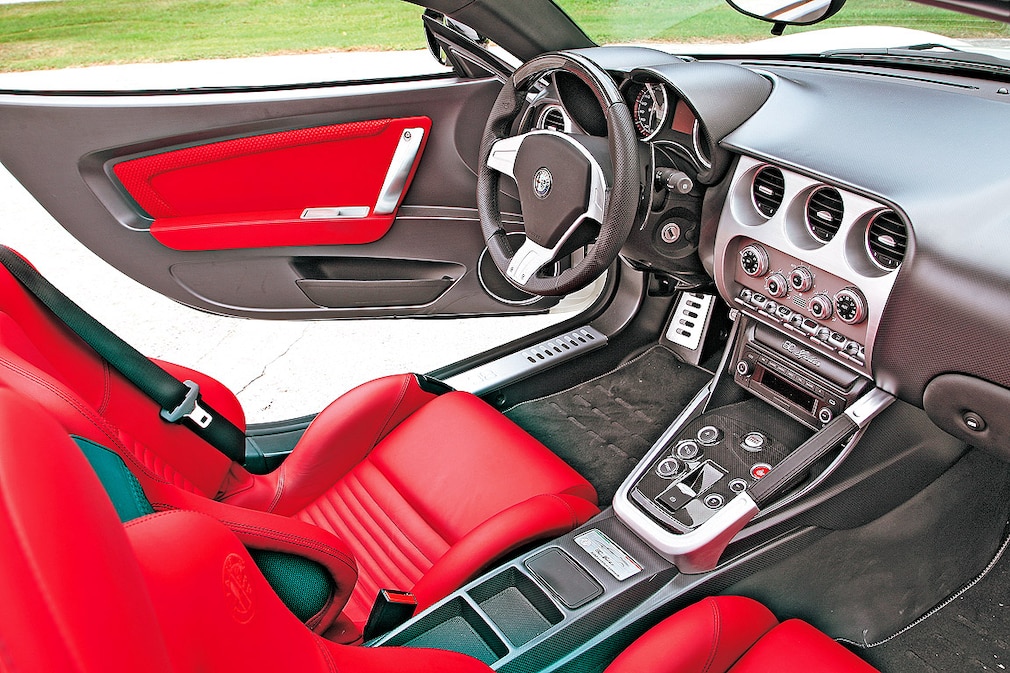 Alfa Romeo 8C Spider
