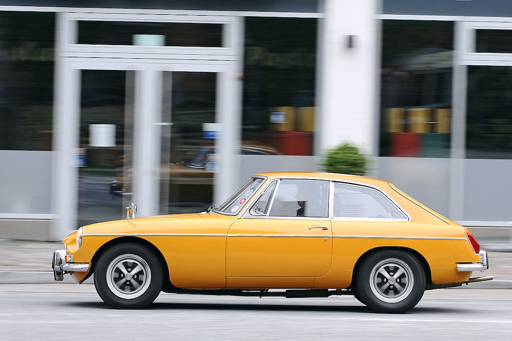MGB GT (1965)