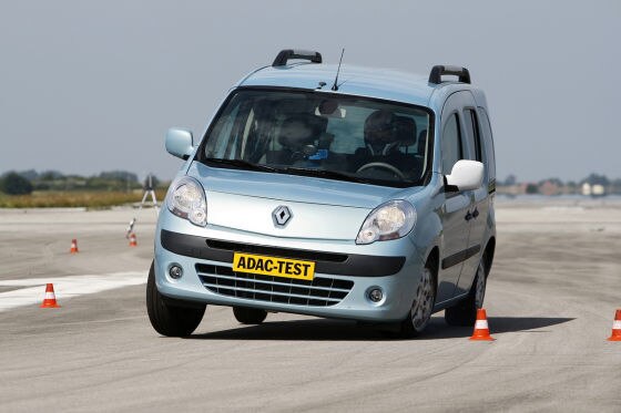 Renault Kangoo beim Elchtest