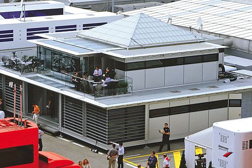 Alonsos neuer Firmensitz ist das Technical Centre in Woking.