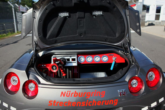 Nissan GT-R  als Streckenfahrzeug auf dem Nürburgring