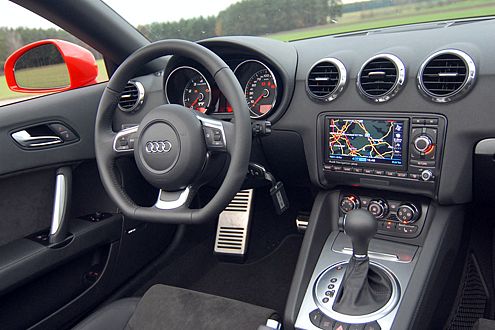 Schneller schalten für 2100 Euro  mit dem S-Tronic 6-Gang-Getriebe.