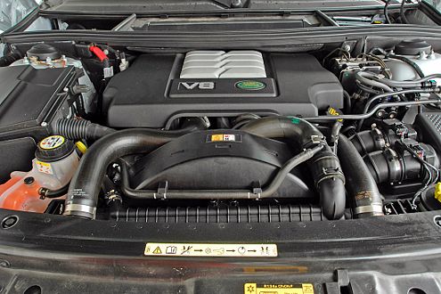 Wohldosiert: Der Brite setzt seine dicken Muskeln gekonnt ein.