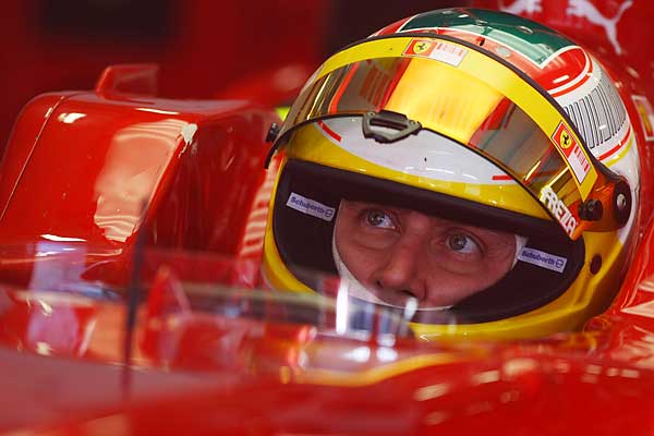 Luca Badoer Testfahrer Scuderia Ferrari Formel 1 Cockpit