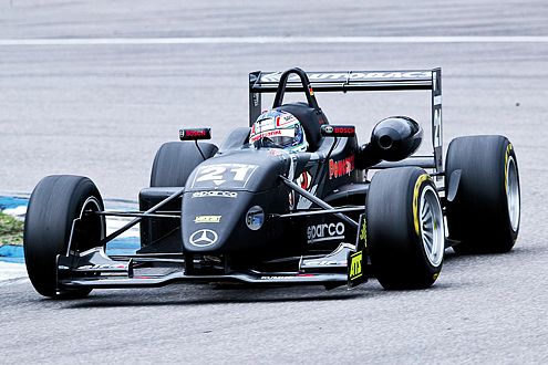 Tim Sandtler ist Förderkandidat der Rennschule Speed Academy.