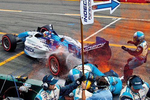 Allmendinger gibt Gas - auch neben der ChampCar-Piste ging's turbulent zu.