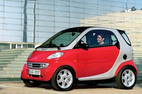 1998 ging der Smart in Serie. Und verkaufte sich nicht so gut wie erwartet.