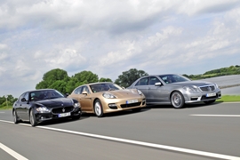 Maserati Quattroporte Sport GTS Porsche Panamera Turbo Mercedes E 63 AMG