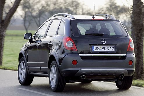 Das Fahrwerk: stramm gefedert, aber nicht übertrieben hart.