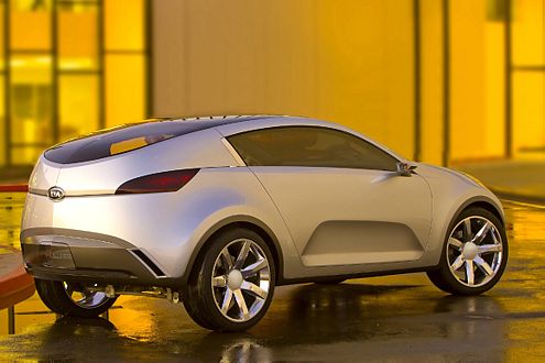 Offroader? Coupé? Sportwagen? Die Studie Kue ist ein Mix aus allem und wohl am ehesten als CUV zu deuten.