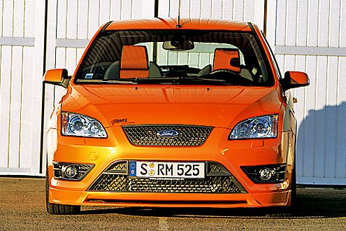 Tiefer ist besser: Asphaltschlürfende Frontschürze bei RMS-Line.