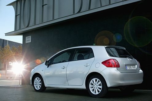 "Goldjunge" von Toyota: Ab März 2007 macht er Jagd auf Golf und Co.
