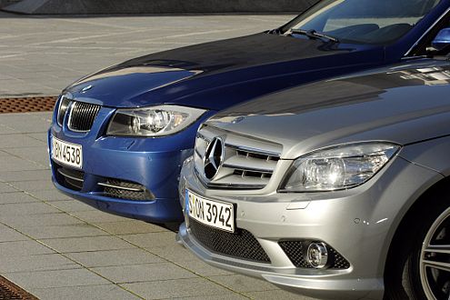 Die geht dem 3er an die Nieren: Mercedes C-Klasse mit Stern im Grill.
