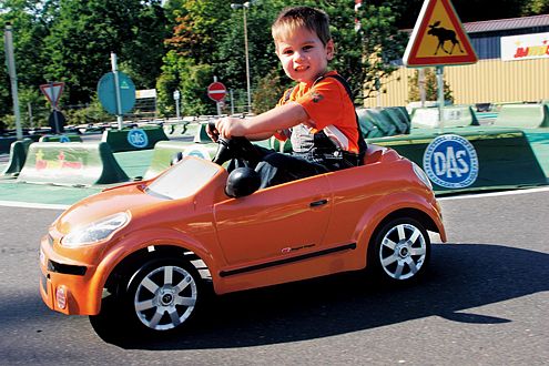 Anders als das Original fährt der Mini-Pluriel immer offen.