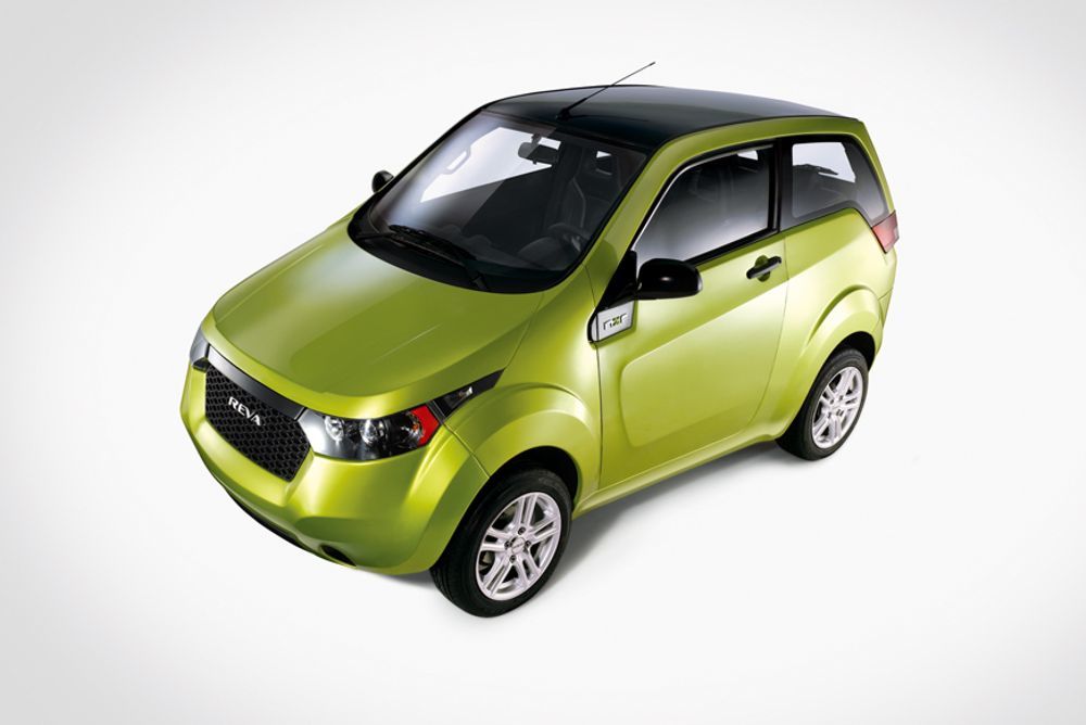 Elektroauto Reva NXG aus Indien auf der IAA 2009