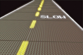 Straßenbelag mit Solarzellen