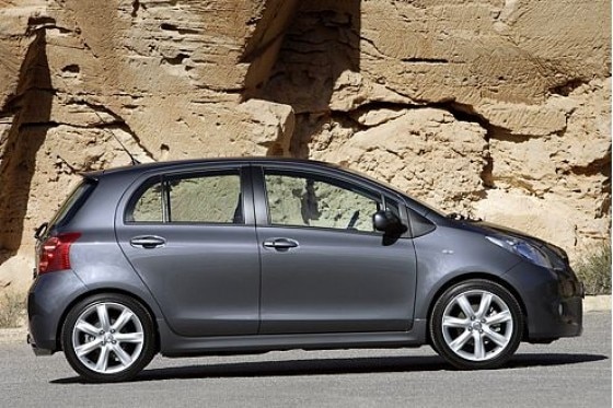 Test Toyota Yaris TS