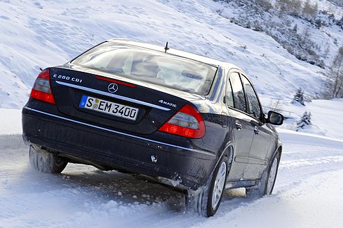 Vorerst Platz eins: Der Schneekönig heißt Mercedes E 280 CDI 4Matic.