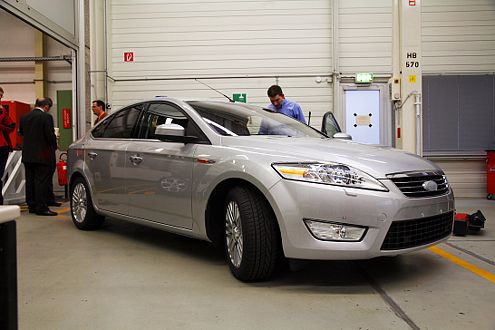 Bereit zum Härtetest: der neue Mondeo Im Ford-Labor in Köln.