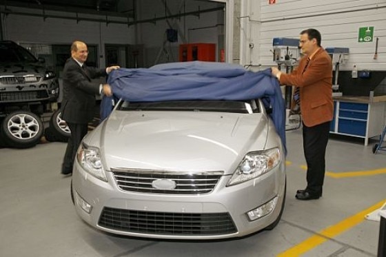 Ford Mondeo vor dem Start