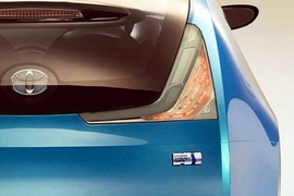 Toyota Hybrid X und FT-HS
