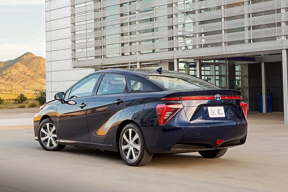 Die 33 hässlichsten Autos der Welt