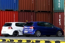 Zwei getunte Golf R32