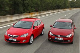 Opel Astra und VW Golf VI