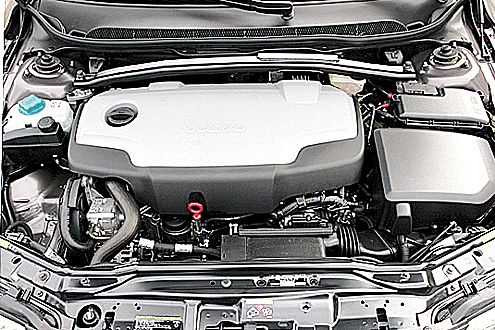 Der Fünfzylinder im Volvo arbeitet lauter als der Audi-Diesel.