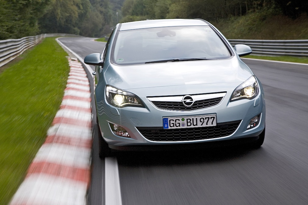 Opel Astra 2.0 CDTI COSMO