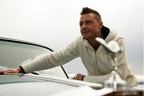 Uli (35) liebt eine Frau: Emily. Sie thront auf seinem Rolls-Royce Silver Shadow II von 1979.