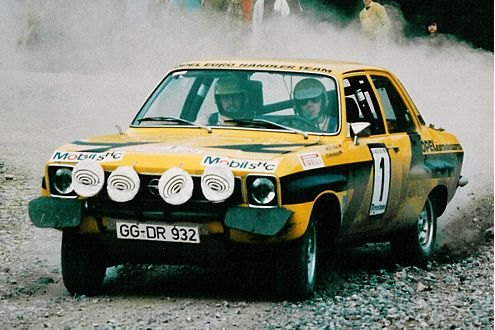 Sechs Siege in acht Läufen: Im Ascona 1,9 SR (206 PS) wurde Röhrl 1974 Europameister