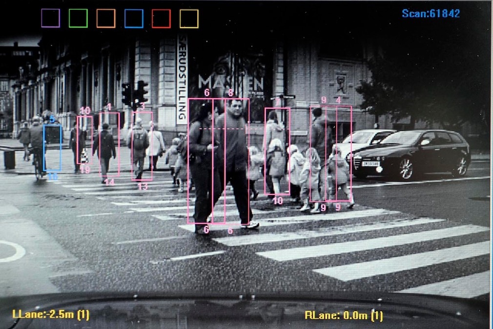 Volvo S60 Erlkönig mit Kollisions-Warnsystem