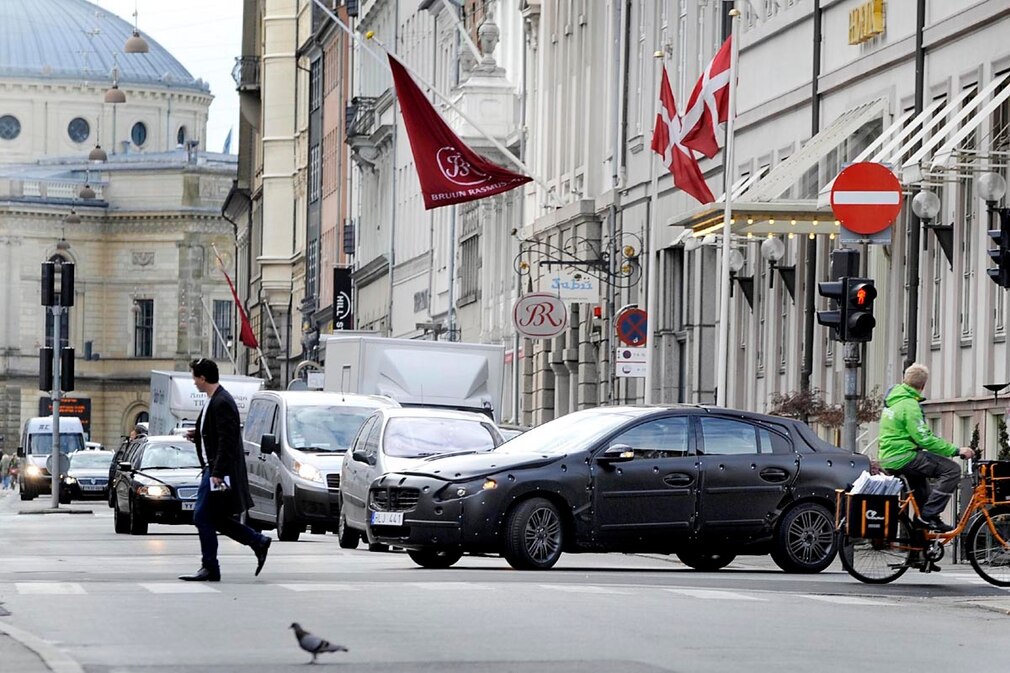 Volvo S60 Erlkönig mit Kollisions-Warnsystem
