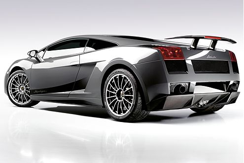 (S)tierisch schnell: Der Superleggera sprintet in 3,8 Sekunden auf 100 km/h.
