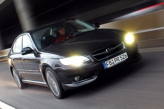 Test Subaru Legacy 3.0 R spec.B