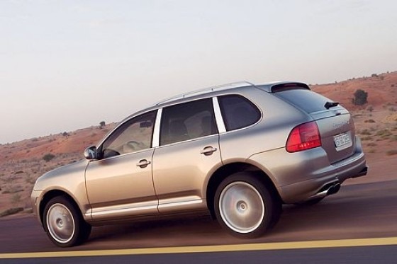 Porsche plant Hybrid-Cayenne