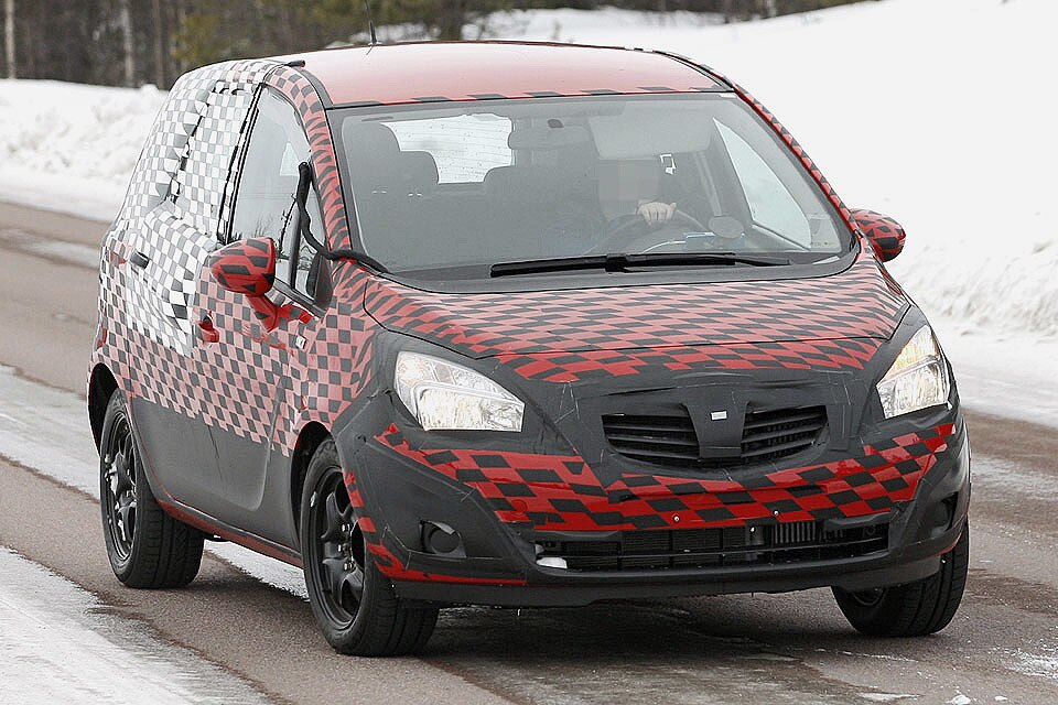 Erlkönig Opel Meriva