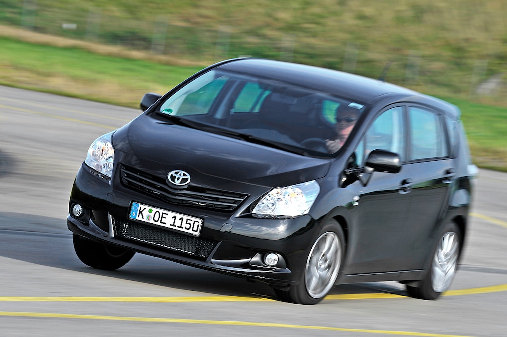 Erster Vergleich: Ford Grand C-Max gegen VW Touran
